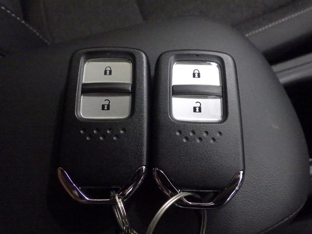 フィット ホーム センシング6SRS コネクトナビ リアカメラ フルセグ Bluetooth ミュージックラック SD CD/DVD USB 前後Pセンサー LED ETC スマートキー 記録簿 衝突軽減 ソナー(14枚目)