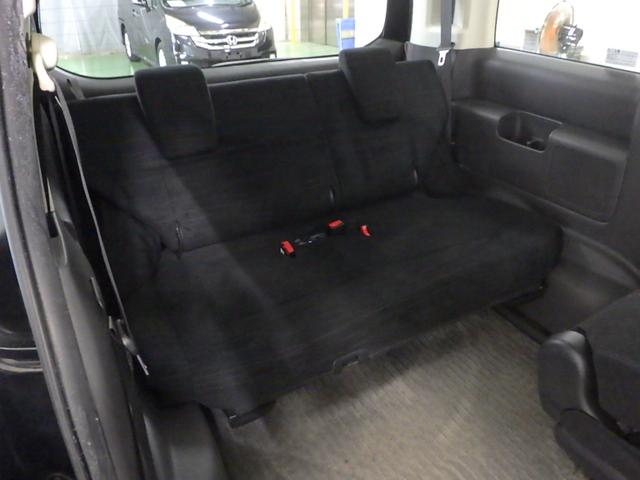 ステップワゴン GHIDエディション 禁煙 工場装着ナビ リアカメラ ワンセグ ミュージックラック USB 天吊モニター HID ETC 両パワスラ ECON キーレス オートエアコン 両側パワースライドドア パワステ Bカメラ ABS(17枚目)