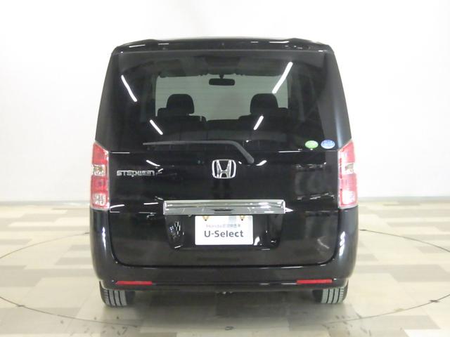 ステップワゴン GHIDエディション 禁煙 工場装着ナビ リアカメラ ワンセグ ミュージックラック USB 天吊モニター HID ETC 両パワスラ ECON キーレス オートエアコン 両側パワースライドドア パワステ Bカメラ ABS(31枚目)