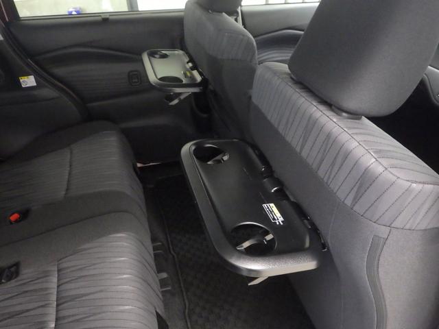 ソリオ ハイブリッドMX 禁煙 スズキセーフティーサポート 純正10インチナビ 全方位モニタ マルチビューカメラ Bluetooth iPod HDMI USB CD/DVD 左パワスラ Pセンサー 前後ドラレコ 純15アルミ(17枚目)