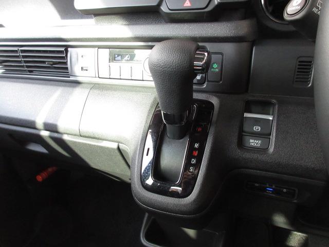 N-BOXカスタム ターボ 禁煙 センシング6SRS コネクトナビ マルチビュー フルセグ Bluetooth ミュージックラック USB HDMI SD CD/DVD 両パワスラ シートヒーター LED ETC 純前後ドラレコ(11枚目)