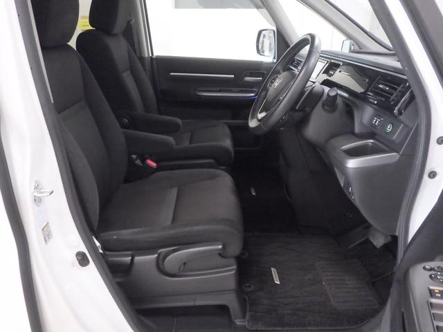 ステップワゴンスパーダ スパーダホンダセンシング 禁煙車 センシング6SRS 純ナビ リアカメラ フルセグ Bluetooth ミュージックラック USB CD/DVD 両パワスラ LED フォグ パドル 純前後ドラレコ 盗難防止 助手席エアバッグ(14枚目)