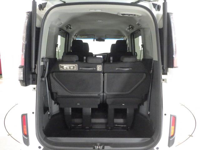 ステップワゴンスパーダ スパーダホンダセンシング 禁煙車 センシング6SRS 純ナビ リアカメラ フルセグ Bluetooth ミュージックラック USB CD/DVD 両パワスラ LED フォグ パドル 純前後ドラレコ 盗難防止 助手席エアバッグ(17枚目)