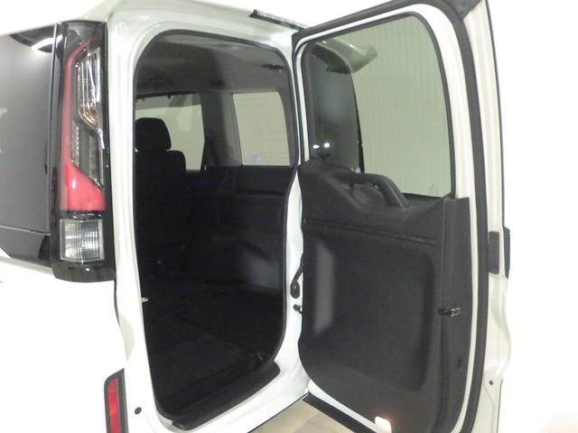 ステップワゴンスパーダ スパーダホンダセンシング 禁煙車 センシング6SRS 純ナビ リアカメラ フルセグ Bluetooth ミュージックラック USB CD/DVD 両パワスラ LED フォグ パドル 純前後ドラレコ 盗難防止 助手席エアバッグ(22枚目)