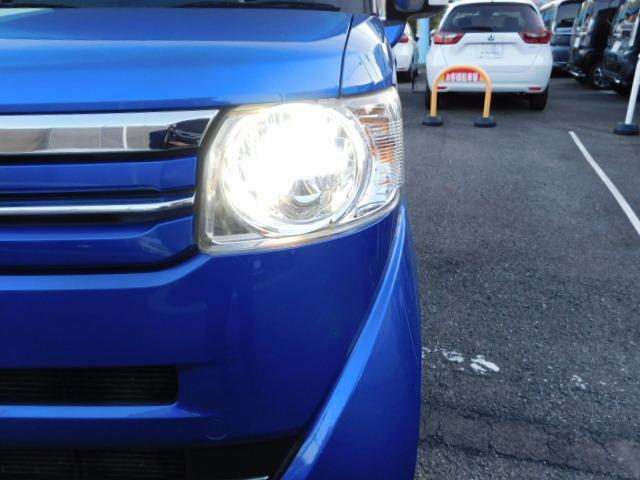 N-BOX G・Lパッケージ 2トーンカラースタイル 禁煙車 メモリーナビ リアカメラ HIDヘッドライト ETC VSA 左側パワースライドドア スマートキー オートリトラミラー 専用14インチホワイトアルミ スペアーキー(7枚目)