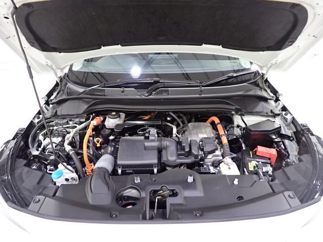 ヴェゼル ｅ：ＨＥＶＸ　ＡＡＣ　１オーナ　イモビライザー　スマ－トキ－　誤発進抑制　ＰＷ　リアカメラ　クルコン　ＥＳＣ　ＥＴＣ装備　キーフリー　ＬＥＤヘッドランプ　ナビＴＶ　サイドカーテンエアバック　ＡＢＳ　アイドリング（13枚目）