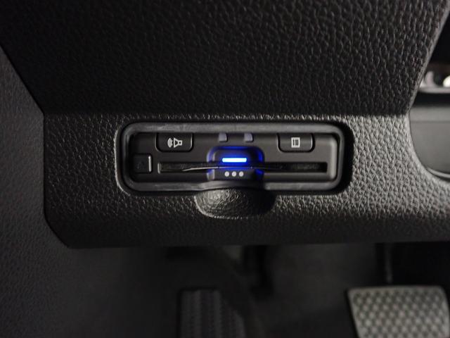 N-ONE プレミアムツアラー Pセンサー ターボエンジン 禁煙 カーテンエアバック 記録簿 LEDランプ USB接続 クルコン ETC イモビ Wエアバッグ フルオートエアコン エアバック ABS パワステ パワーウインドウ(32枚目)