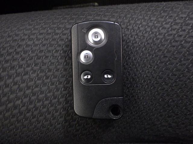 ステップワゴンスパーダ Zクールスピリット 純正大型ナビ リアカメラ フルセグ ミュージックラック USB SD CD/DVD 両パワスラ パドル オートクルーズ ECON アイドリングストップSW HID ETC 17アルミ バックカメ(12枚目)