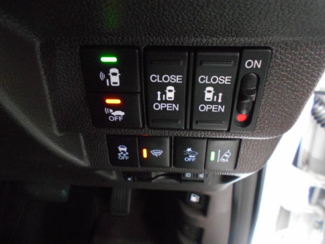 フリードハイブリッド ハイブリッド・Gホンダセンシング 禁煙車 軽減ブレーキ キーフリーシステム 1オ-ナ- 記録簿 DVD再生可能 ECON 後カメラ Aクルーズ 地デジフルセグTV LEDヘッドランプ リアコーナーセンサー 横滑防止 パワーウインドウ(10枚目)