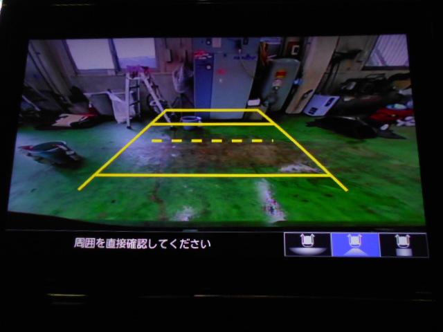 Ｎ－ＢＯＸカスタム Ｌターボ　禁煙車ホンダセンシングＬＥＤヘッドライトＥＴＣパドルシフトシートヒーター両側電動スライドドアフルセグミュージックラックブルートゥースオーディオスマートキーリアカメラコンビシート　黒革シート　１オーナー（3枚目）