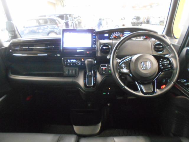 Ｎ－ＢＯＸカスタム Ｌターボ　禁煙車ホンダセンシングＬＥＤヘッドライトＥＴＣパドルシフトシートヒーター両側電動スライドドアフルセグミュージックラックブルートゥースオーディオスマートキーリアカメラコンビシート　黒革シート　１オーナー（17枚目）