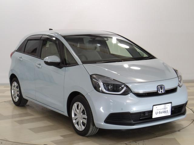 フィット ｅ：ＨＥＶホーム　禁煙　ワンオーナー　コネクトナビ　フルセグ　リアカメラ　Ｂｌｕｅｔｏｏｔｈ　ＵＳＢ　ＥＴＣ２．０　ＨｏｎｄａＳＥＮＳＩＮＧ　サイドエアバック　シートヒーター　スマートキー　前後誤発進抑制機能　クリソナ（34枚目）