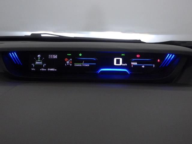 フリードハイブリッド ハイブリッド・Ｇホンダセンシング　禁煙車ホンダセンシング　Ｂｌｕｅｔｏｏｔｈ対応　メモリーナビ　フルセグ　前後ドライブレコーダー　両側Ｐスライドドア　フロントシートヒーター　ＬＥＤ　ＥＴＣ　ＶＳＡ　スマートキー　軽減ブレーキ　ＥＣＯＮ（17枚目）