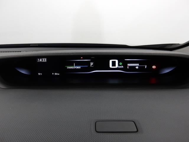 メーターも見易いレイアウトなので安心ドライブをサポートします☆