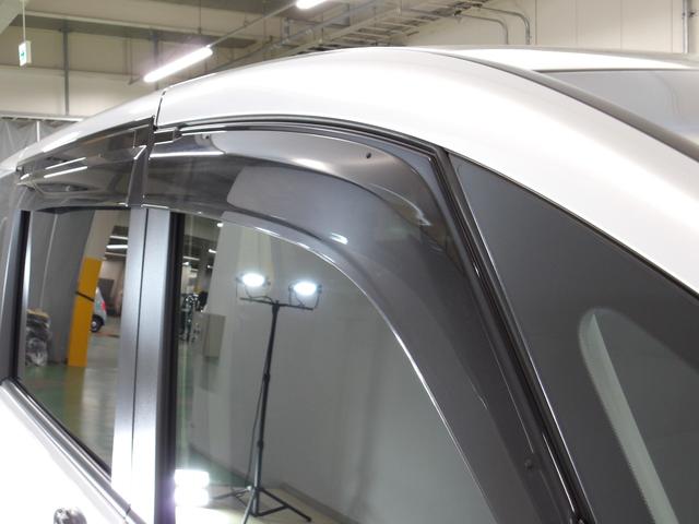 雨天時の換気に役立つドアバイザーを装備☆陽射しを遮る効果もありますので、人気の用品です☆