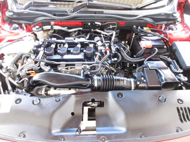 シビック ハッチバックホンダセンシング　禁煙車　６速マニアル　センシング６ＳＲＳ　リアカメラ　純ナビ　フルセグ　Ｂｌｕｅｔｏｏｔｈ　ミュージックラック　シートヒーター　ＬＥＤ　フォグ　ＥＴＣ　ヒーテッドミラー　革巻きステアリング　Ａストップ（13枚目）