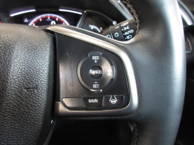シビック ハッチバックホンダセンシング　禁煙車　６速マニアル　センシング６ＳＲＳ　リアカメラ　純ナビ　フルセグ　Ｂｌｕｅｔｏｏｔｈ　ミュージックラック　シートヒーター　ＬＥＤ　フォグ　ＥＴＣ　ヒーテッドミラー　革巻きステアリング　Ａストップ（18枚目）