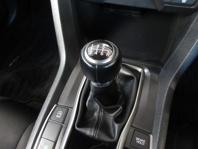 シビック ハッチバックホンダセンシング　禁煙車　６速マニアル　センシング６ＳＲＳ　リアカメラ　純ナビ　フルセグ　Ｂｌｕｅｔｏｏｔｈ　ミュージックラック　シートヒーター　ＬＥＤ　フォグ　ＥＴＣ　ヒーテッドミラー　革巻きステアリング　Ａストップ（19枚目）