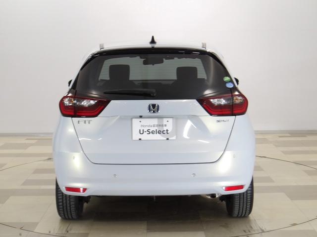 フィット ｅ：ＨＥＶホーム　禁煙車　希少ＡＷＤ　センシング６ＳＲＳ　純８インチコネクトナビ　リアカメラ　フルセグ　Ｂｌｕｅｔｏｏｔｈ　ＵＳＢ　ＳＤ　ＤＶＤ　コンフォートビュー　前後Ｐセンサー　社外ドラレコ　ＬＥＤ　ＥＴＣ　ＶＳＡ（28枚目）