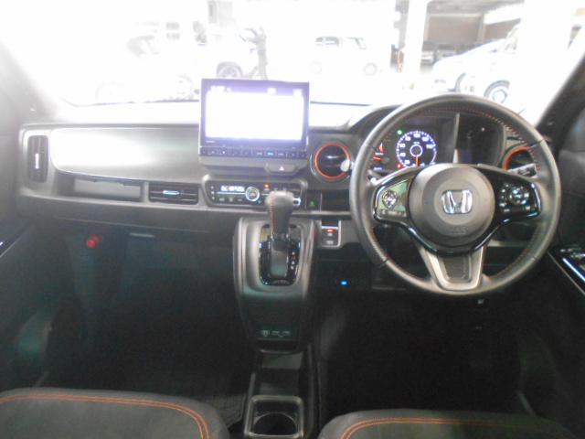 N-ONE RS 元試乗車 禁煙 センシング6SRS 純9インチナビ リアカメラ フルセグ Bluetooth USB HDMI DVD シートヒータ パドル LED ETC 前後Pセンサー 15インチアルミ ターボ(16枚目)