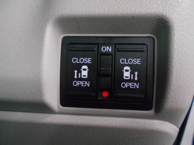 Ｎ－ＢＯＸ ベースグレード　禁煙車　センシング６ＳＲＳ　純正ナビ　リアカメラ　フルセグ　Ｂｌｕｅｔｏｏｔｈ　ＵＳＢ　シートヒーター　両パワスラ　前後Ｐセンサー　ＬＥＤ　ＥＴＣ　純前後ドラレコ　ＥＣＯＮ　ドアバイザー　スマートキ－（17枚目）