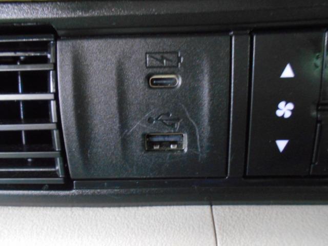 Ｎ－ＢＯＸ ベースグレード　禁煙車　センシング６ＳＲＳ　純正ナビ　リアカメラ　フルセグ　Ｂｌｕｅｔｏｏｔｈ　ＵＳＢ　シートヒーター　両パワスラ　前後Ｐセンサー　ＬＥＤ　ＥＴＣ　純前後ドラレコ　ＥＣＯＮ　ドアバイザー　スマートキ－（20枚目）