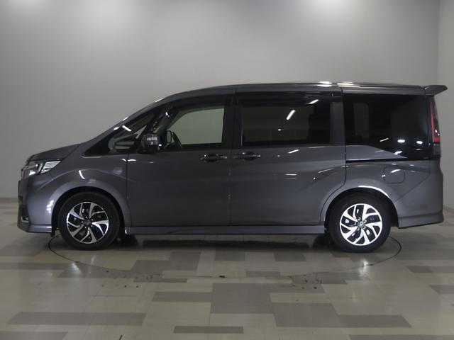 ステップワゴンスパーダ スパーダホンダセンシング　フリップダウンＭ　大型９インチナビ　前後ドラレコ　禁煙車　盗難防止　助手席エアバッグ　ワンオーナ－　Ｗパワスラ　記録簿有　地デジ　ＬＥＤライト　横滑り防止システム　オートエアコン　リアカメラ　ＵＳＢ（31枚目）