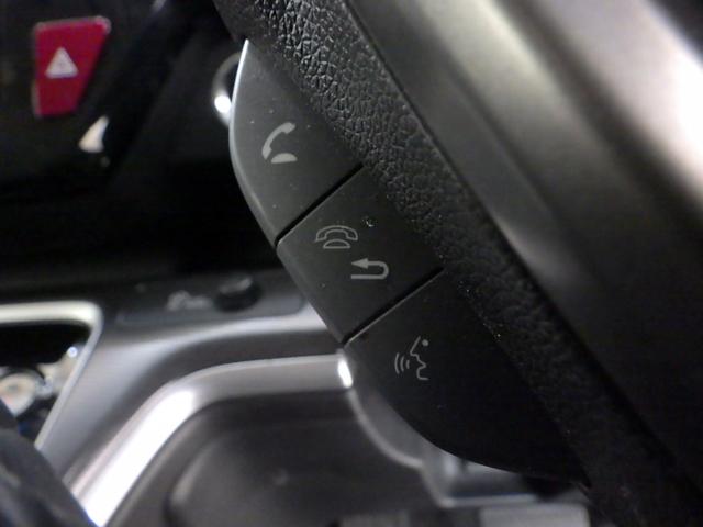 ステップワゴンスパーダ ｅ：ＨＥＶスパーダＧ・ＥＸホンダセンシング　禁煙　センシング６ＳＲＳ　９インチナビ　リアカメラ　天吊りモニター　フルセグ　Ｂｌｕｅｔｏｏｔｈ　ミュージックラック　ＵＳＢ　両パワスラ　シートヒータ　ヒーテッドミラー　革巻きハンドル　ＬＥＤ　ＥＴＣ（11枚目）