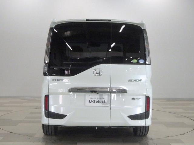 ステップワゴンスパーダ ｅ：ＨＥＶスパーダＧ・ＥＸホンダセンシング　禁煙　センシング６ＳＲＳ　９インチナビ　リアカメラ　天吊りモニター　フルセグ　Ｂｌｕｅｔｏｏｔｈ　ミュージックラック　ＵＳＢ　両パワスラ　シートヒータ　ヒーテッドミラー　革巻きハンドル　ＬＥＤ　ＥＴＣ（31枚目）