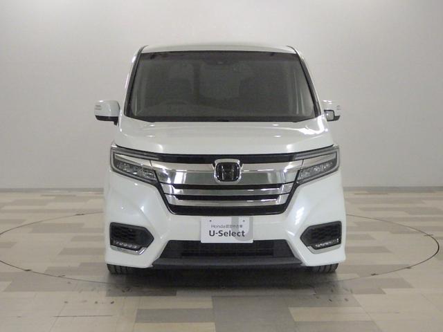 ステップワゴンスパーダ ｅ：ＨＥＶスパーダＧ・ＥＸホンダセンシング　禁煙　センシング６ＳＲＳ　９インチナビ　リアカメラ　天吊りモニター　フルセグ　Ｂｌｕｅｔｏｏｔｈ　ミュージックラック　ＵＳＢ　両パワスラ　シートヒータ　ヒーテッドミラー　革巻きハンドル　ＬＥＤ　ＥＴＣ（33枚目）