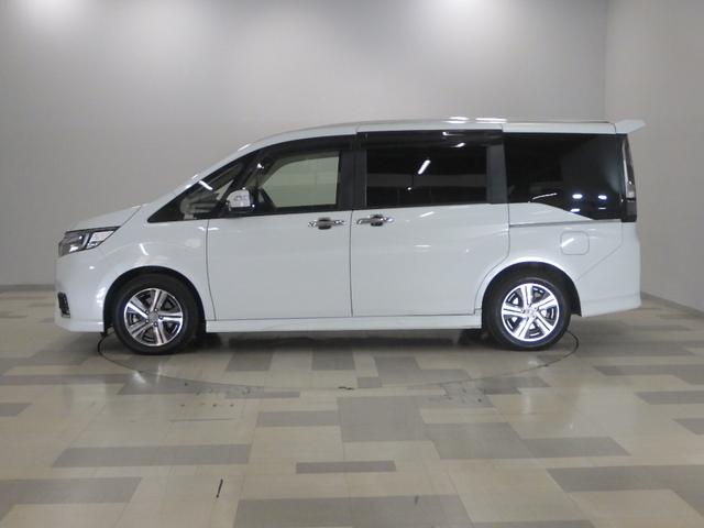 ステップワゴンスパーダ ｅ：ＨＥＶスパーダＧ・ＥＸホンダセンシング　禁煙　センシング６ＳＲＳ　９インチナビ　リアカメラ　天吊りモニター　フルセグ　Ｂｌｕｅｔｏｏｔｈ　ミュージックラック　ＵＳＢ　両パワスラ　シートヒータ　ヒーテッドミラー　革巻きハンドル　ＬＥＤ　ＥＴＣ（34枚目）