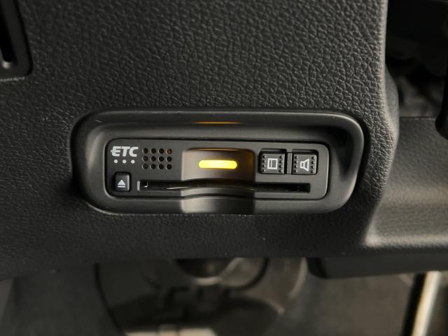 ヴェゼル Ｘ・ホンダセンシング　Ｒカメラ　Ｗエアバッグ　盗難防止　禁煙　アクティブクルーズコントロール　オートエアコン　ＬＥＤランプ　衝突軽減ブレ－キ　パワステ　整備記録簿　Ｄレコ　カーテンエアバック　ＴＶナビ（7枚目）