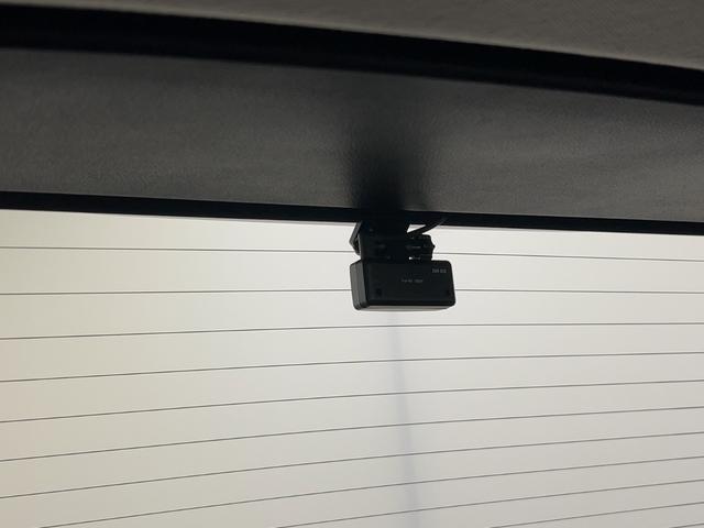 ヴェゼル Ｘ・ホンダセンシング　Ｒカメラ　Ｗエアバッグ　盗難防止　禁煙　アクティブクルーズコントロール　オートエアコン　ＬＥＤランプ　衝突軽減ブレ－キ　パワステ　整備記録簿　Ｄレコ　カーテンエアバック　ＴＶナビ（49枚目）