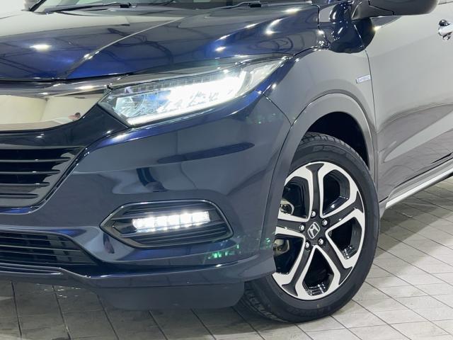ヴェゼル ハイブリッドＺ・ホンダセンシング　禁煙　整備記録簿　横滑防止装置　バックガイドモニター　ＬＥＤライト　１オーナー　シートＨ　ＵＳＢ　ナビＴＶ　ＡＣ　サイドエアバック　アクティブクルーズコントロール（8枚目）