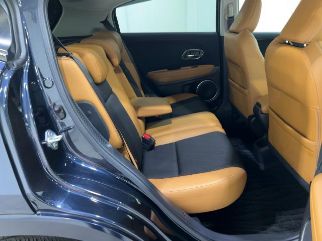 ヴェゼル ハイブリッドＺ・ホンダセンシング　禁煙　整備記録簿　横滑防止装置　バックガイドモニター　ＬＥＤライト　１オーナー　シートＨ　ＵＳＢ　ナビＴＶ　ＡＣ　サイドエアバック　アクティブクルーズコントロール（22枚目）