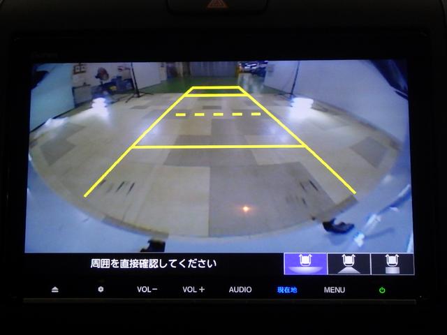 フリード Ｇブラックスタイル　禁煙車　そのまんま車　センシング　サイドＳＲＳなし　９インチナビ　リアカメラ　フルセグ　Ｂｌｕｅｔｏｏｔｈ　ミュージックラック　ＵＳＢ　ＨＤＭＩ　両パワスラ　シートヒータ　コンフォート　ＬＥＤ　ＥＴＣ（4枚目）