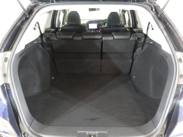 シャトル ハイブリッドＸホンダセンシング　禁煙車　ホンダセンシング　純正ナビ　スマートキー　ＬＥＤヘッドライト　パドルシフト　フォグランプ　リアカメラ　シートヒーター　ブルートゥースオーディオ　ＣＤ　ＤＶＤ　フルセグＴＶ　サイドエアバッグ（22枚目）