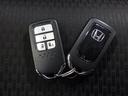ｅ：ＨＥＶスパーダＧ・ＥＸホンダセンシング　禁煙　センシング６ＳＲＳ　９インチナビ　リアカメラ　天吊りモニター　フルセグ　Ｂｌｕｅｔｏｏｔｈ　ミュージックラック　ＵＳＢ　両パワスラ　シートヒータ　ヒーテッドミラー　革巻きハンドル　ＬＥＤ　ＥＴＣ（24枚目）