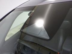 【ＨｏｎｄａＳＥＮＳＩＮＧ】衝突被害軽減ブレーキ〈ＣＭＢＳ〉、ＡＣＣ〈アダプティブ・クルーズ・コントロール〉、ＬＫＡＳ〈車線維持支援システム〉、誤発進抑制機能、等で安全運転のサポートをします！ 2