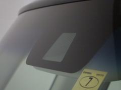 【ＨｏｎｄａＳＥＮＳＩＮＧ】衝突被害軽減ブレーキ〈ＣＭＢＳ〉、ＡＣＣ〈アダプティブ・クルーズ・コントロール〉、ＬＫＡＳ〈車線維持支援システム〉、誤発進抑制機能、等で安全運転のサポートをします！ 2