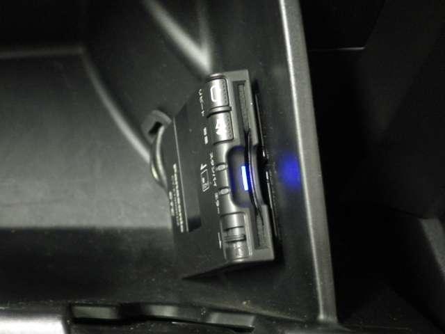 13G 禁煙 Fパッケージ ナビ Rカメラ ETC CD再生可 パワーウィンドウ バックカメラ ワンセグTV 禁煙車 キーレス 記録簿 ETC車載器 パワステ ABS ナビTV メモリーナビ アルミホイル(10枚目)