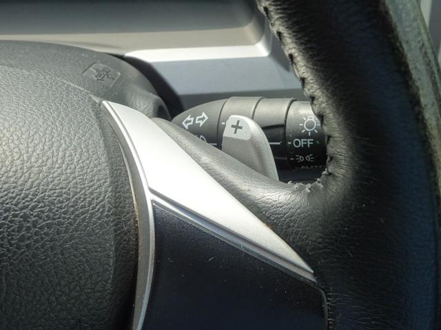 ステップワゴンスパーダ Ｚ　禁煙　ナビ　リアカメラ　Ｂｌｕｅｔｏｏｔｈ　両側電動スライドドア　社外ドラレコ　ＨＩＤ　ＥＴＣ　スマートキー　アイドリングストップ　フルセグ　ＣＤ・ＤＶＤ再生　パドルシフト　ドアバイザー　フルＴＶ（17枚目）
