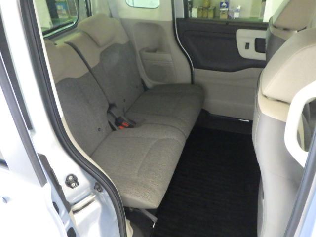 Ｎ－ＢＯＸ Ｇ・Ｌホンダセンシング　禁煙車　センシング　ナビ　（ＣＤ　ＤＶＤ　ラジオ　ＴＶ　ＵＳＢ　ＳＤ　ＢＴＡ）　　リアカメラ　ドアバイザー　ＥＴＣ　ＬＥＤヘッドライト　左側パワースライドドア　フルオートエアコン　レーダブレーキ（15枚目）