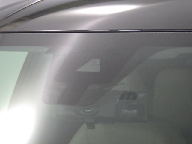 キックス Ｘツートーンインテリアエディション　禁煙　ワンオーナー　９インチナビ　全方位カメラ　Ｂｌｕｅｔｏｏｔｈ　ＥＴＣ２．０　ＬＥＤ　ＵＳＢ　衝突軽減ブレーキ　クルーズコントロール　ドラレコ　シートヒーター　インテリジェントルームミラー　アルミ（5枚目）