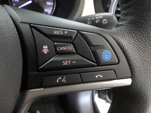 キックス Ｘツートーンインテリアエディション　禁煙　ワンオーナー　９インチナビ　全方位カメラ　Ｂｌｕｅｔｏｏｔｈ　ＥＴＣ２．０　ＬＥＤ　ＵＳＢ　衝突軽減ブレーキ　クルーズコントロール　ドラレコ　シートヒーター　インテリジェントルームミラー　アルミ（9枚目）