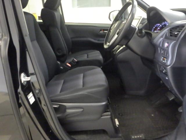 ヴォクシー ＺＳ煌　禁煙車　１オーナー　９ｉｎ大型画面ナビ　Ｂｌｕｅｔｏｏｔｈ　前後ドラレコ　両側電動スライドドア　バックカメラ　ＥＴＣ　フルセグＴＶ　ＣＤ　ＤＶＤ　ＬＥＤライト　フォグライト　ドアバイザー　スマートキー（12枚目）