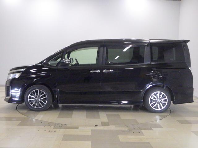 ヴォクシー ＺＳ煌　禁煙車　１オーナー　９ｉｎ大型画面ナビ　Ｂｌｕｅｔｏｏｔｈ　前後ドラレコ　両側電動スライドドア　バックカメラ　ＥＴＣ　フルセグＴＶ　ＣＤ　ＤＶＤ　ＬＥＤライト　フォグライト　ドアバイザー　スマートキー（20枚目）