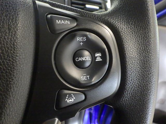 フリード Ｇ　禁煙　ワンオーナー　ナビ　リアカメラ　Ｂｌｕｅｔｏｏｔｈ　両側電動スライドドア　ＥＴＣ２．０　ＬＥＤ　ＵＳＢ　衝突軽減ブレーキ　前後ドラレコ　アダプティブクルーズコントロール　シートヒーター　記録簿（13枚目）