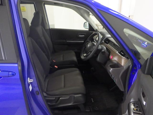 フリード Ｇ　禁煙　ワンオーナー　ナビ　リアカメラ　Ｂｌｕｅｔｏｏｔｈ　両側電動スライドドア　ＥＴＣ２．０　ＬＥＤ　ＵＳＢ　衝突軽減ブレーキ　前後ドラレコ　アダプティブクルーズコントロール　シートヒーター　記録簿（17枚目）