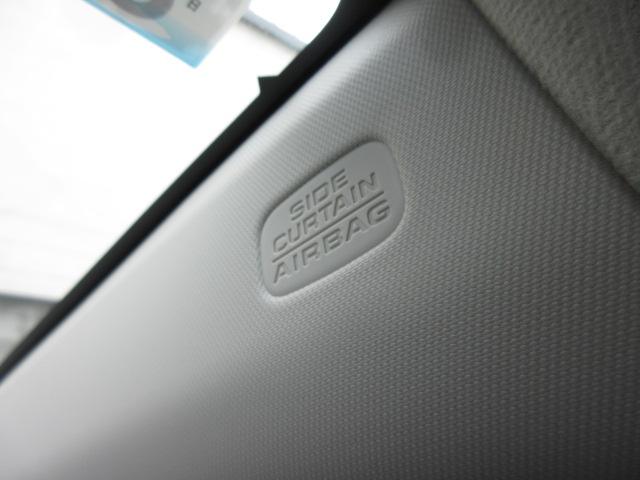 ヴェゼル ｅ：ＨＥＶＺ　禁煙車　８インチナビ　Ｂｌｕｅｔｏｏｔｈ　シートヒーター　前後ドラレコ　バックカメラ　パーキングセンサー　ＥＴＣ　ＬＥＤライト　フォグライト　サイドカーテンエアバッグ　電動テールゲート　ドアバイザー（18枚目）